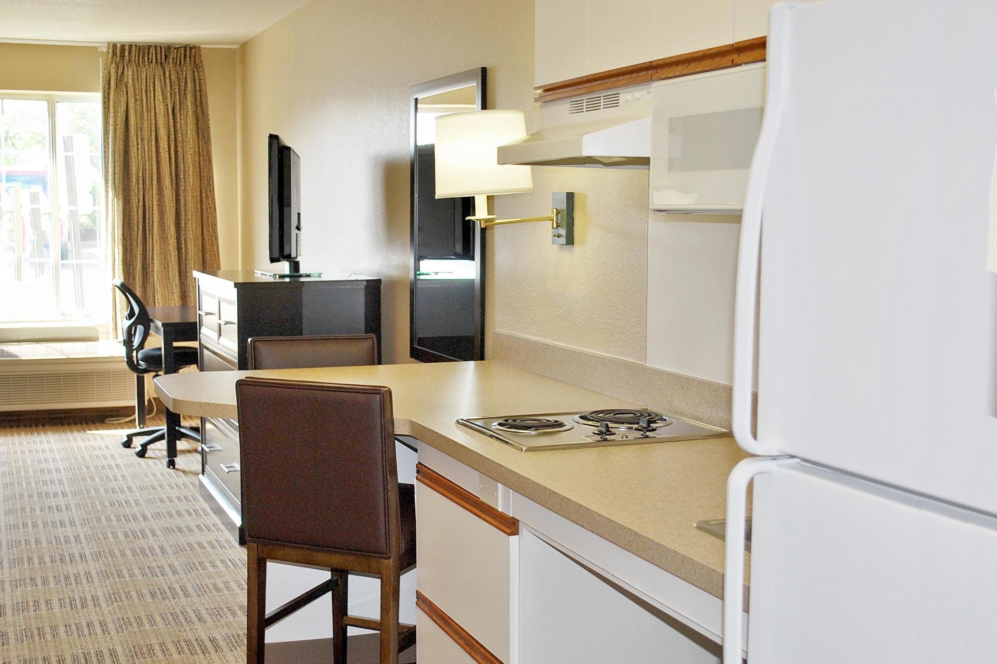 Extended Stay America Suites - St Louis - Westport - Central Меріленд-Гайтс Екстер'єр фото
