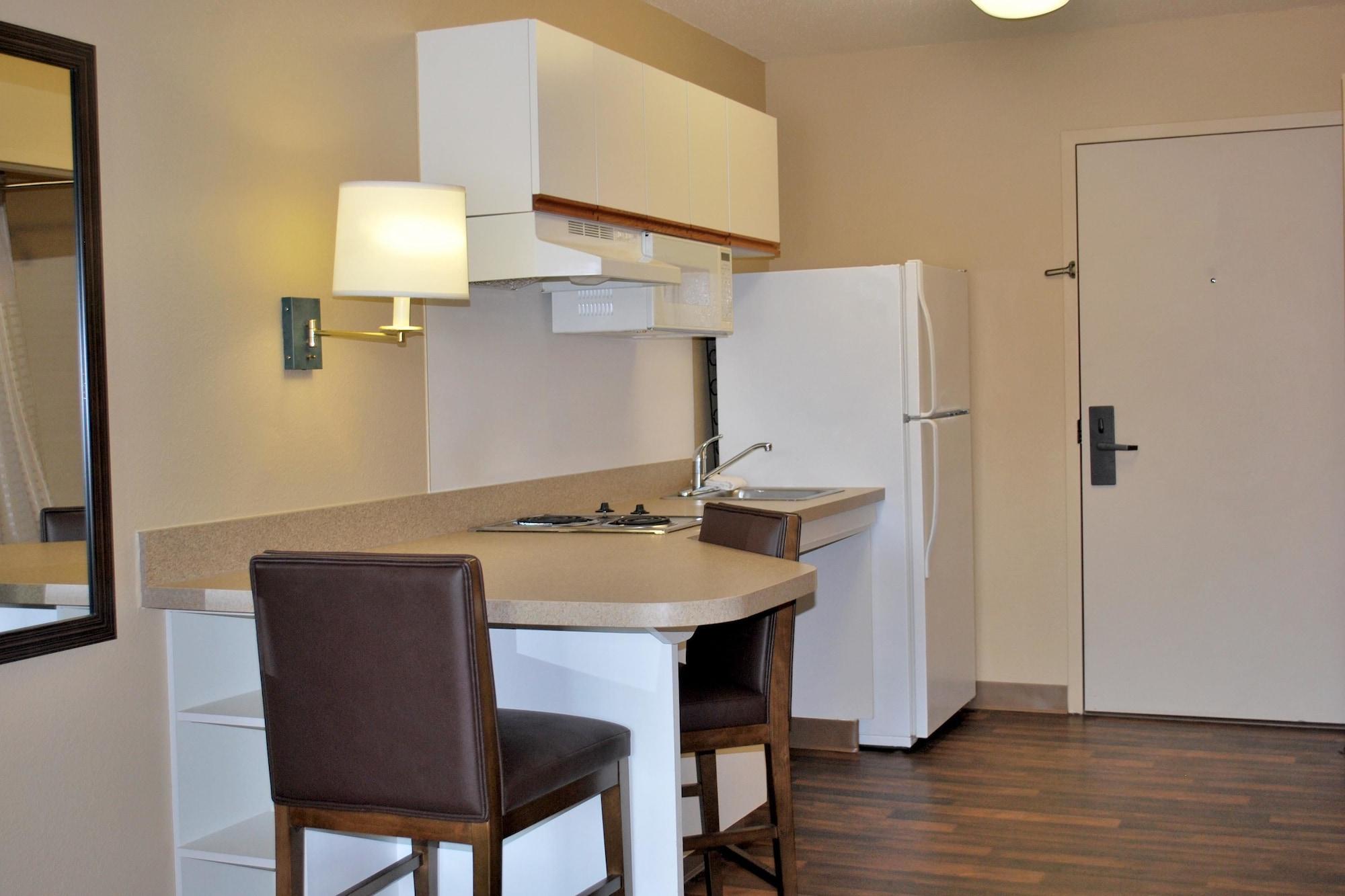 Extended Stay America Suites - St Louis - Westport - Central Меріленд-Гайтс Екстер'єр фото