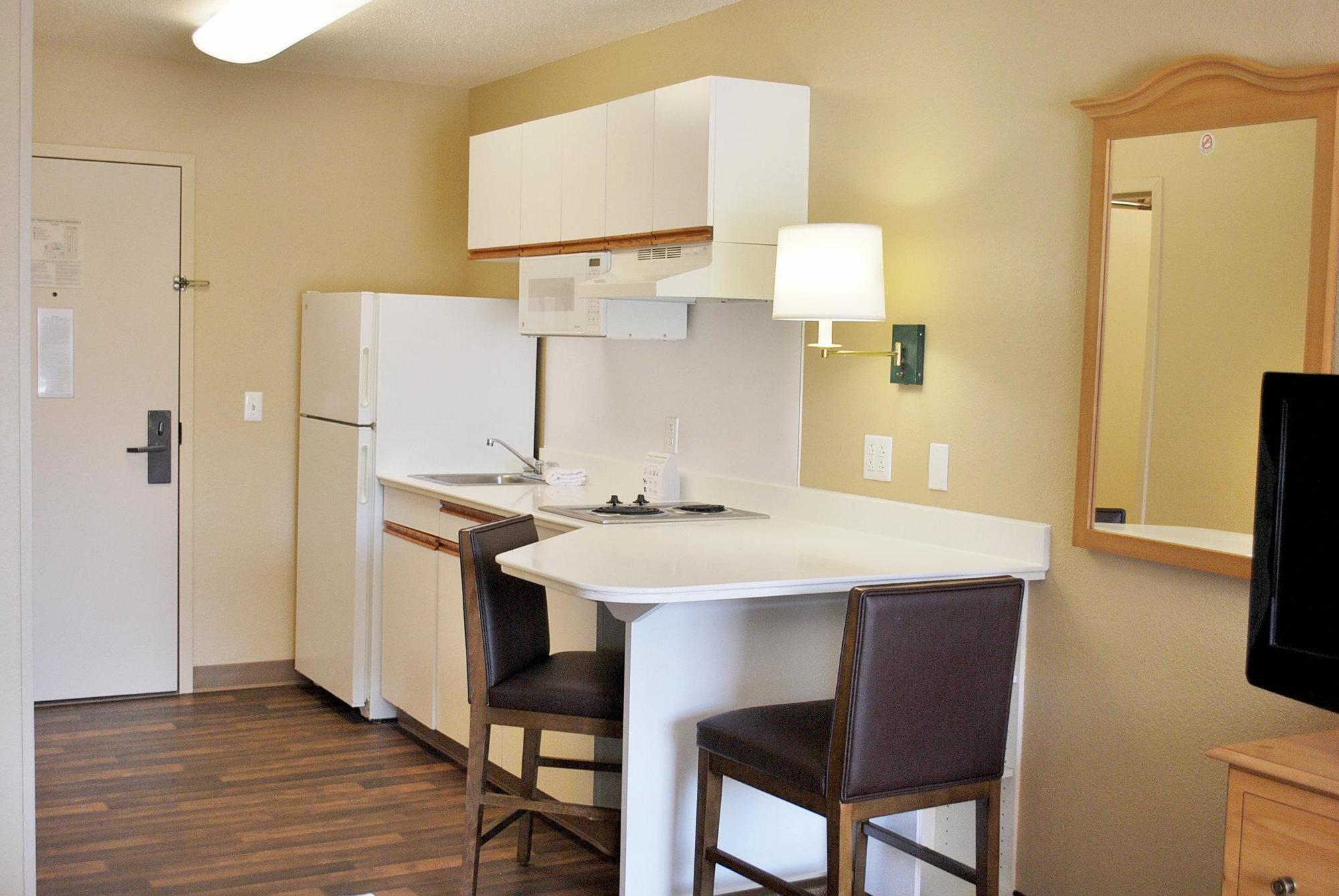 Extended Stay America Suites - St Louis - Westport - Central Меріленд-Гайтс Екстер'єр фото
