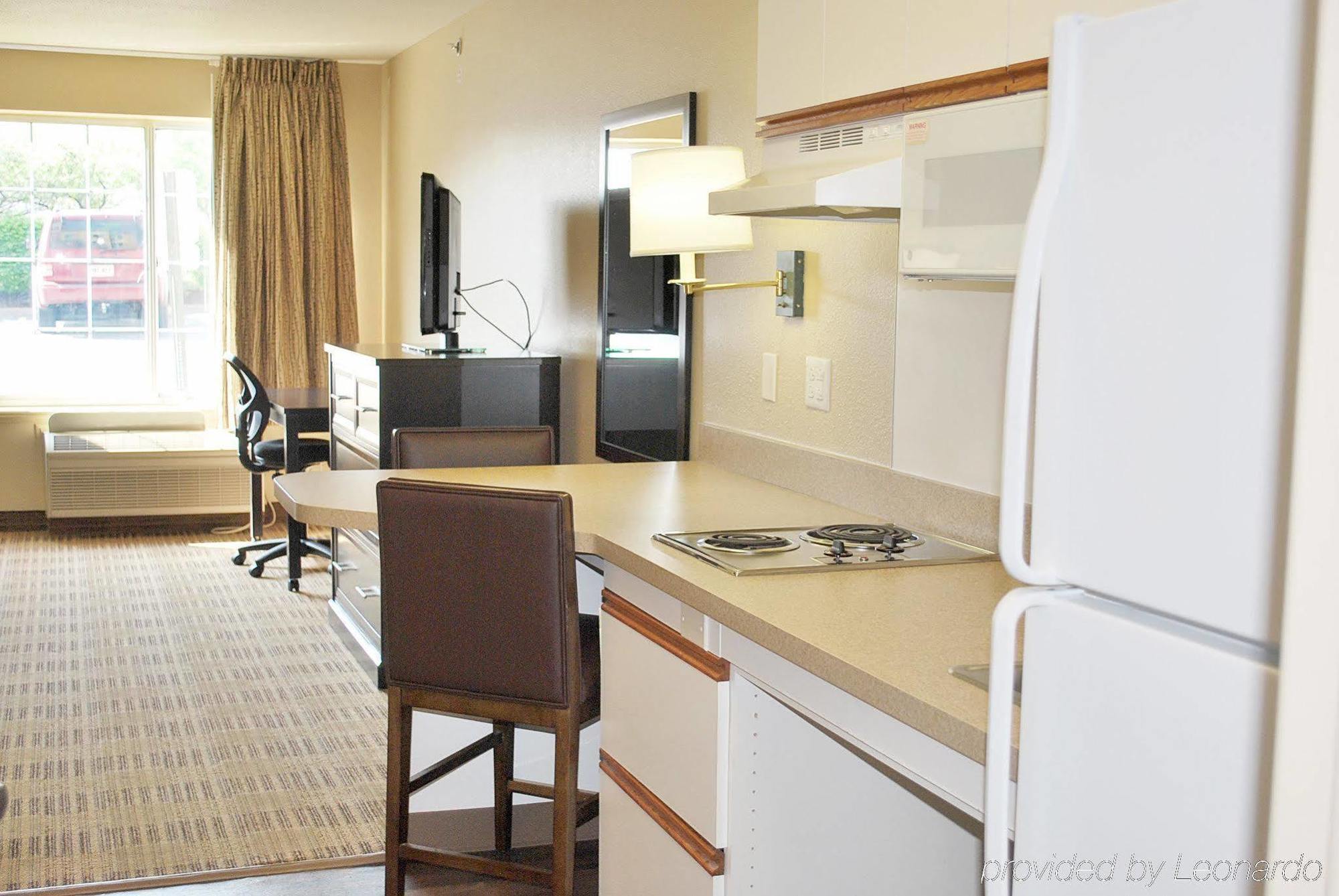 Extended Stay America Suites - St Louis - Westport - Central Меріленд-Гайтс Екстер'єр фото